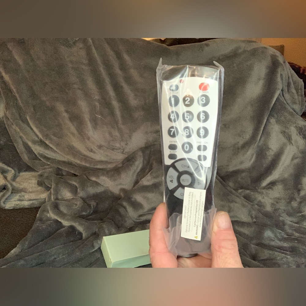 Universal remote, bright star remotes BR 100B
